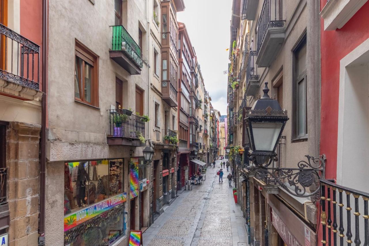 Precioso apartamento con Entrada autónoma en el Casco Viejo Bilbao Exterior foto