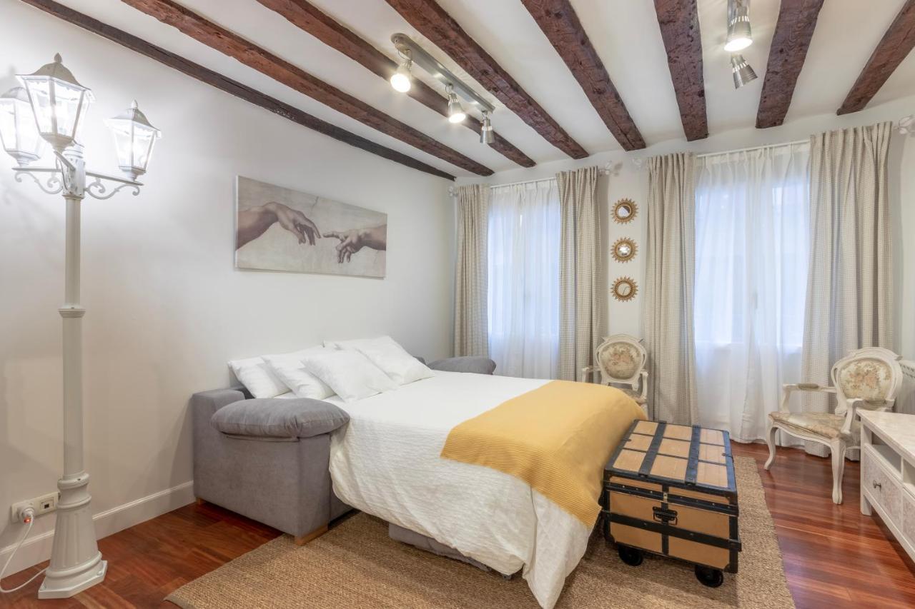 Precioso apartamento con Entrada autónoma en el Casco Viejo Bilbao Exterior foto
